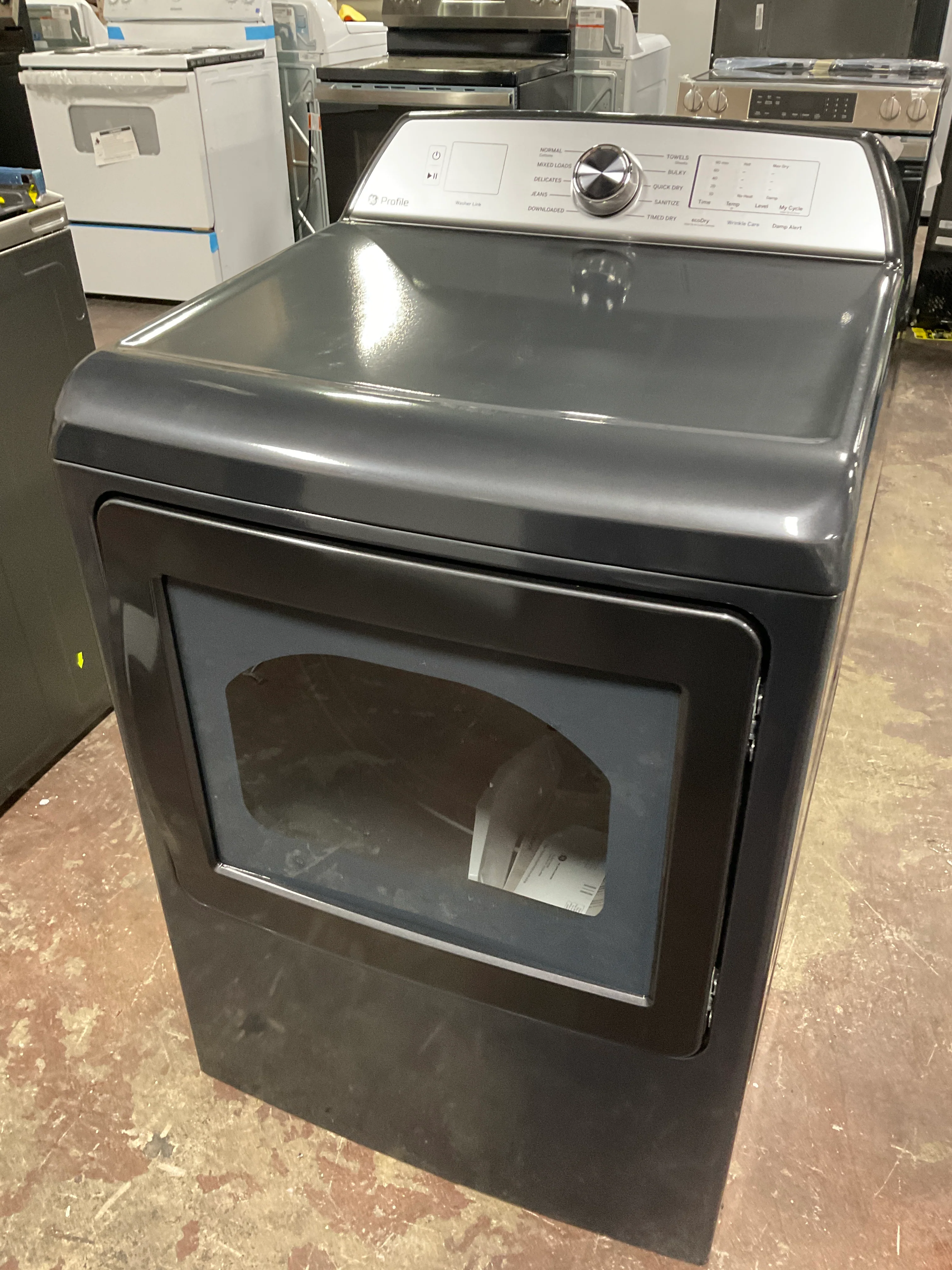 GE Profile™ ENERGY STAR® 7.4 cu. ft. Capacity aluminized alloy drum Electric Dryer with Sanitize Cycle and Sensor Dry - Image 14