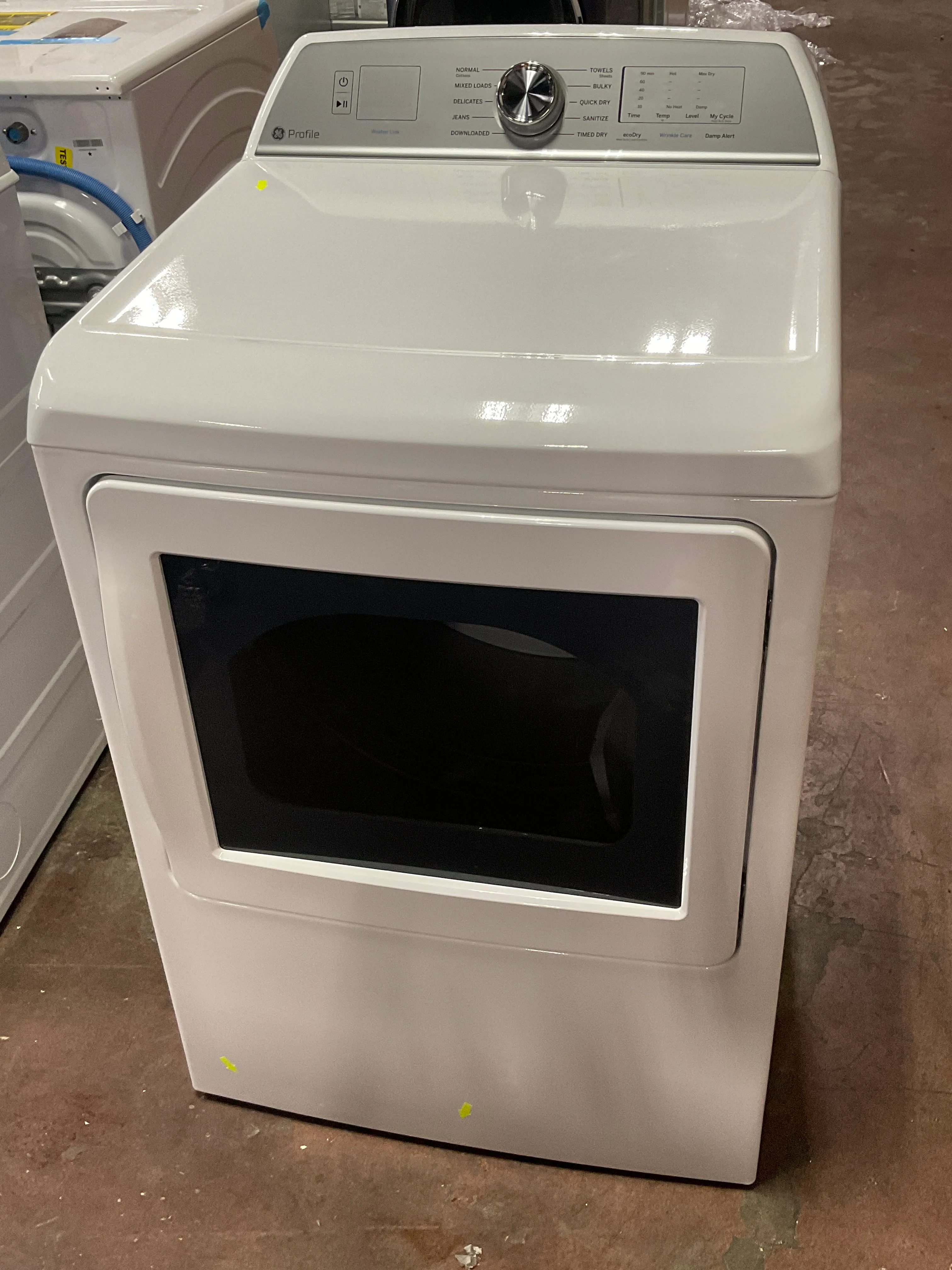 GE Profile™ ENERGY STAR® 7.4 cu. ft. Capacity aluminized alloy drum Electric Dryer with Sanitize Cycle and Sensor Dry - Image 9