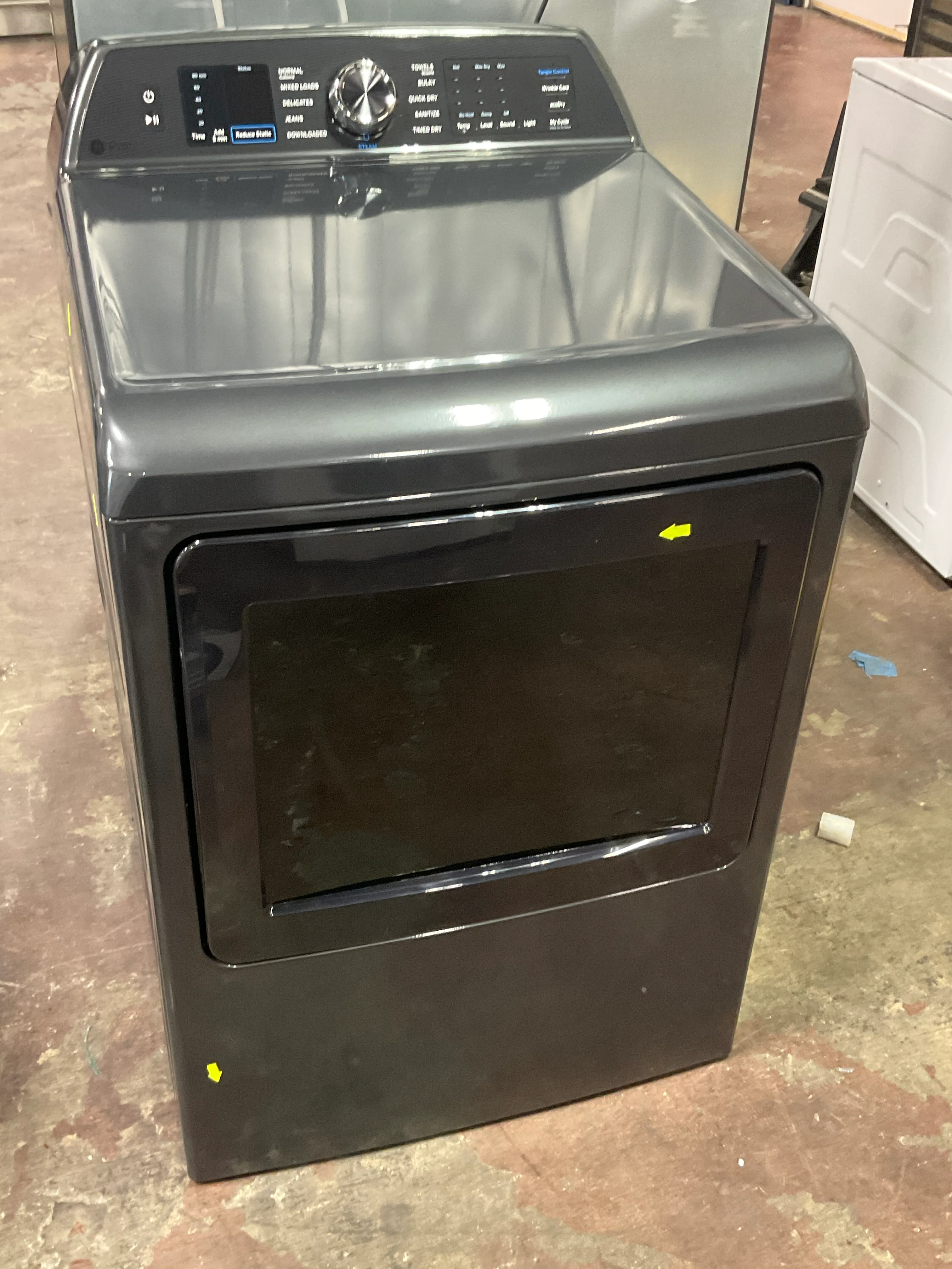 GE Profile™ ENERGY STAR® 7.4 cu. ft. Capacity Smart aluminized alloy drum Electric Dryer with Sanitize Cycle and Sensor Dry - Image 12