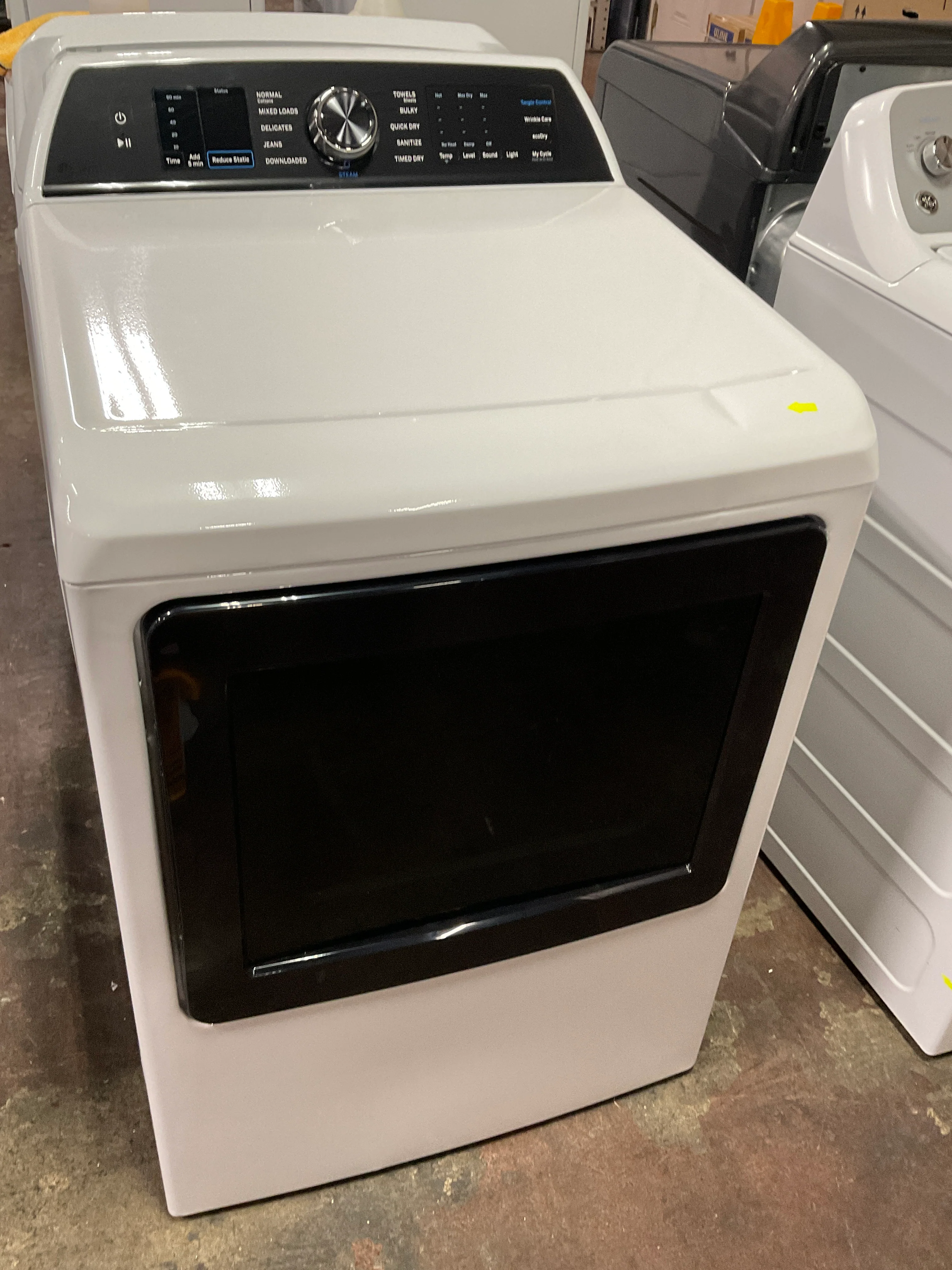 GE Profile™ ENERGY STAR® 7.4 cu. ft. Capacity Smart aluminized alloy drum Electric Dryer with Sanitize Cycle and Sensor Dry - Image 6