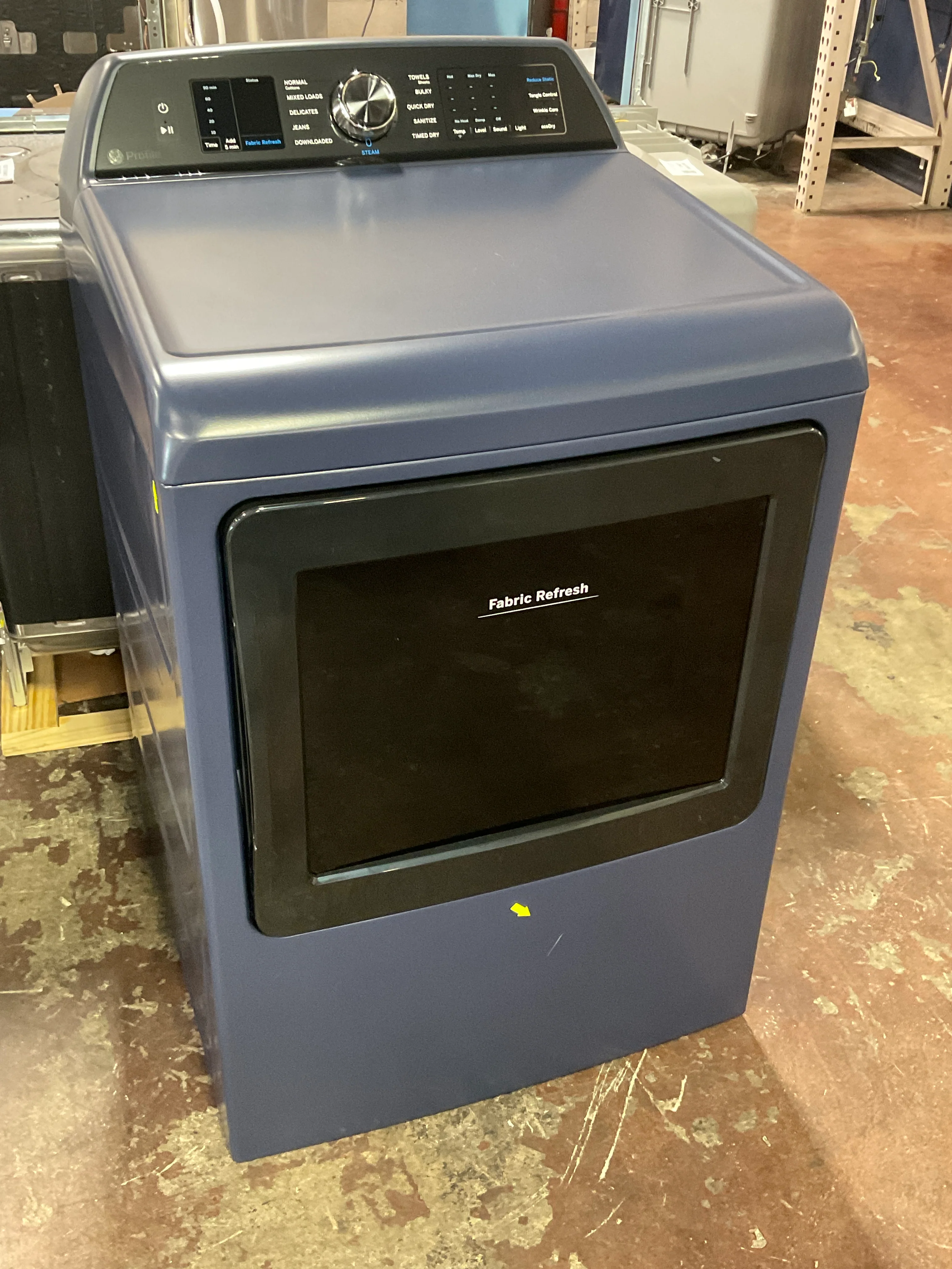 GE Profile™ ENERGY STAR® 7.3 cu. ft. Capacity Smart Electric Dryer with Fabric Refresh - Image 9
