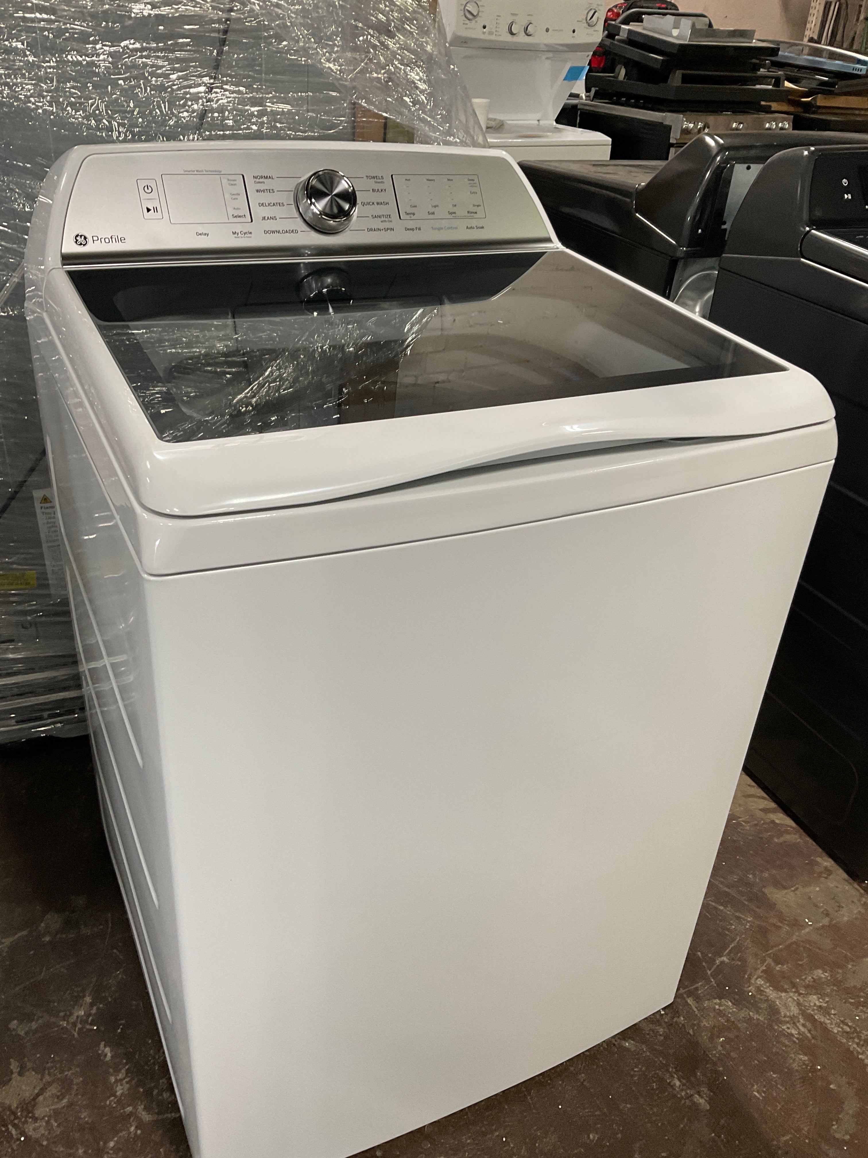 GE Profile™ ENERGY STAR® 5.0 cu. ft. Capacity Washer with Smarter Wash Technology and FlexDispense™ - Image 19