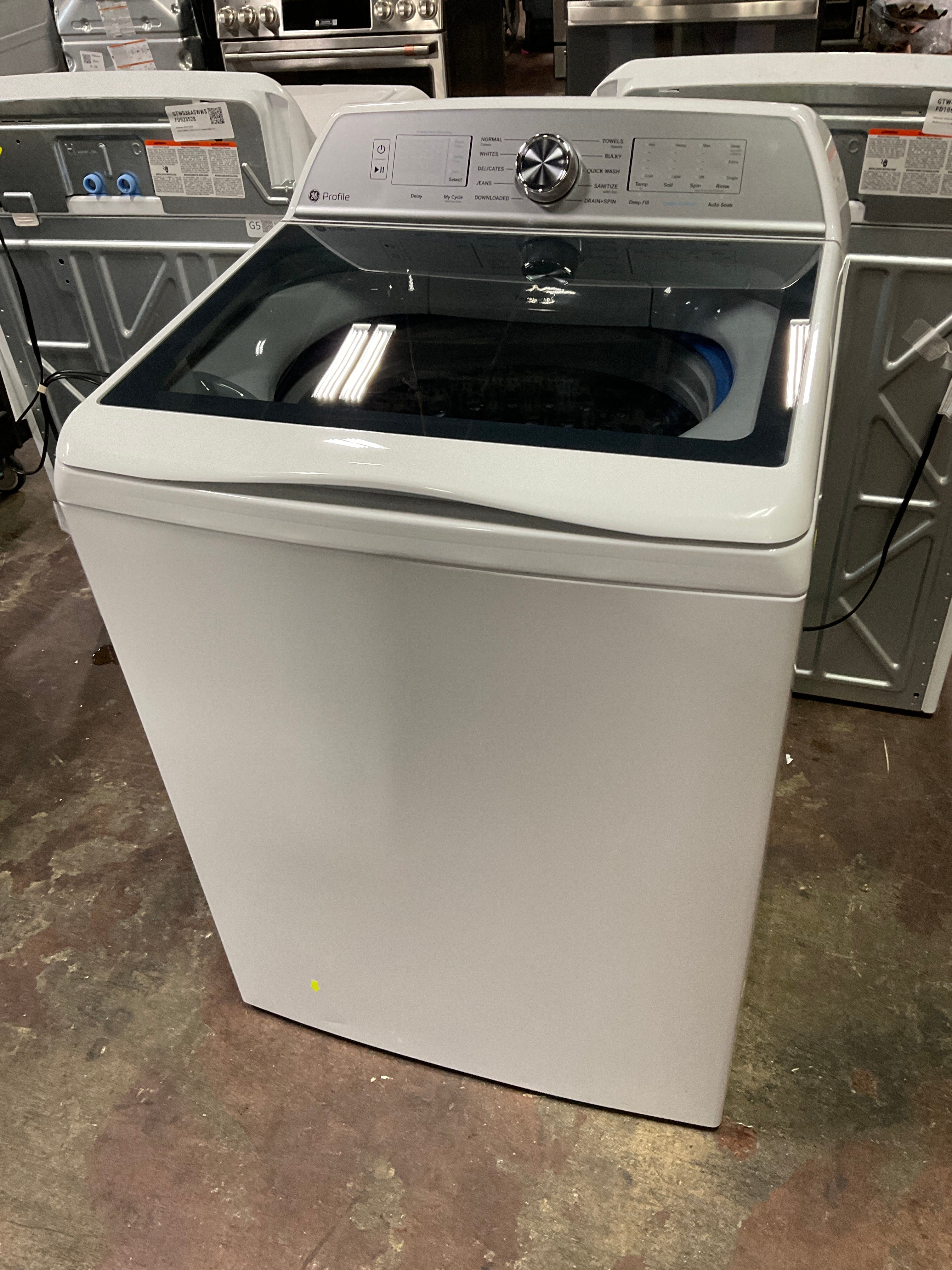 GE Profile™ ENERGY STAR® 5.0 cu. ft. Capacity Washer with Smarter Wash Technology and FlexDispense™ - Image 20