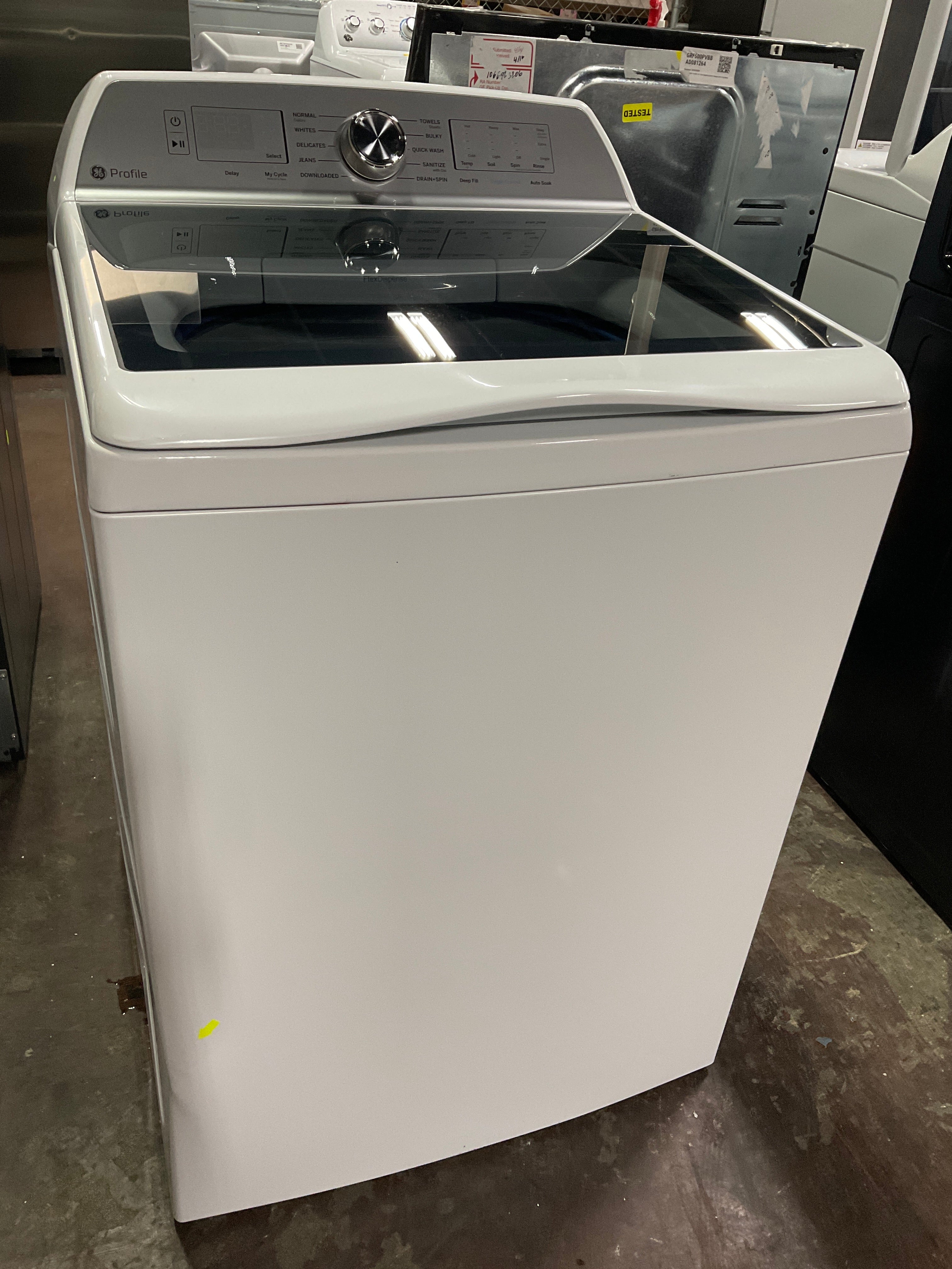 GE Profile™ ENERGY STAR® 5.0 cu. ft. Capacity Washer with Smarter Wash Technology and FlexDispense™ - Image 24