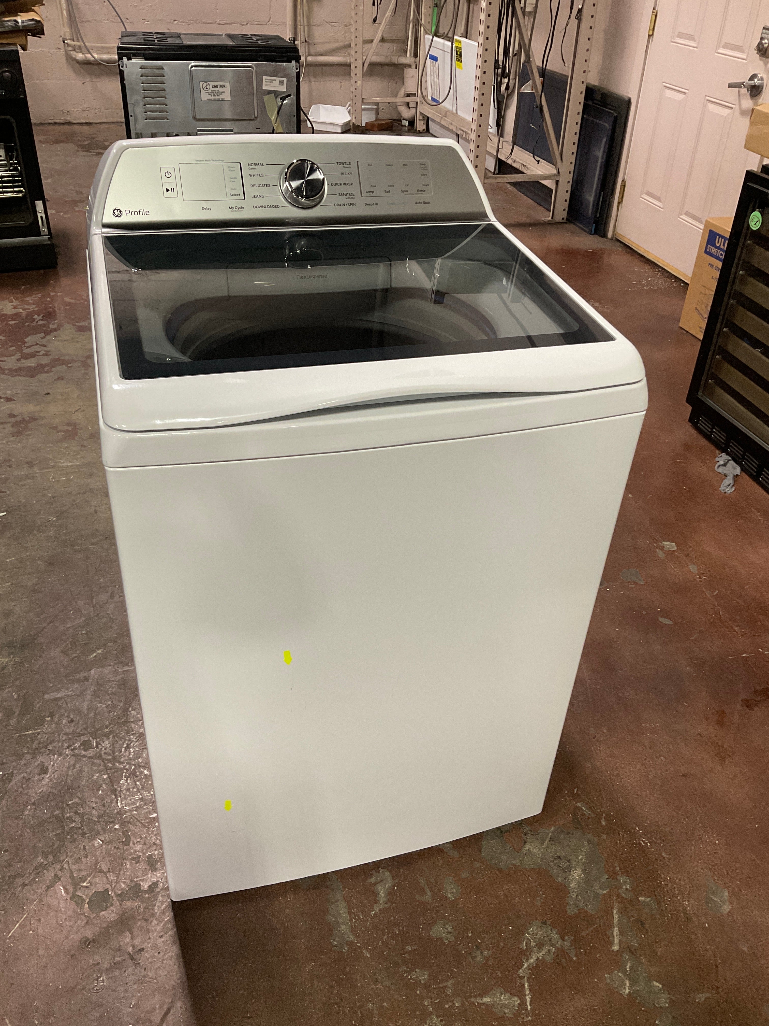 GE Profile™ ENERGY STAR® 4.9 cu. ft. Capacity Washer with Smarter Wash Technology and FlexDispense™ - Image 6