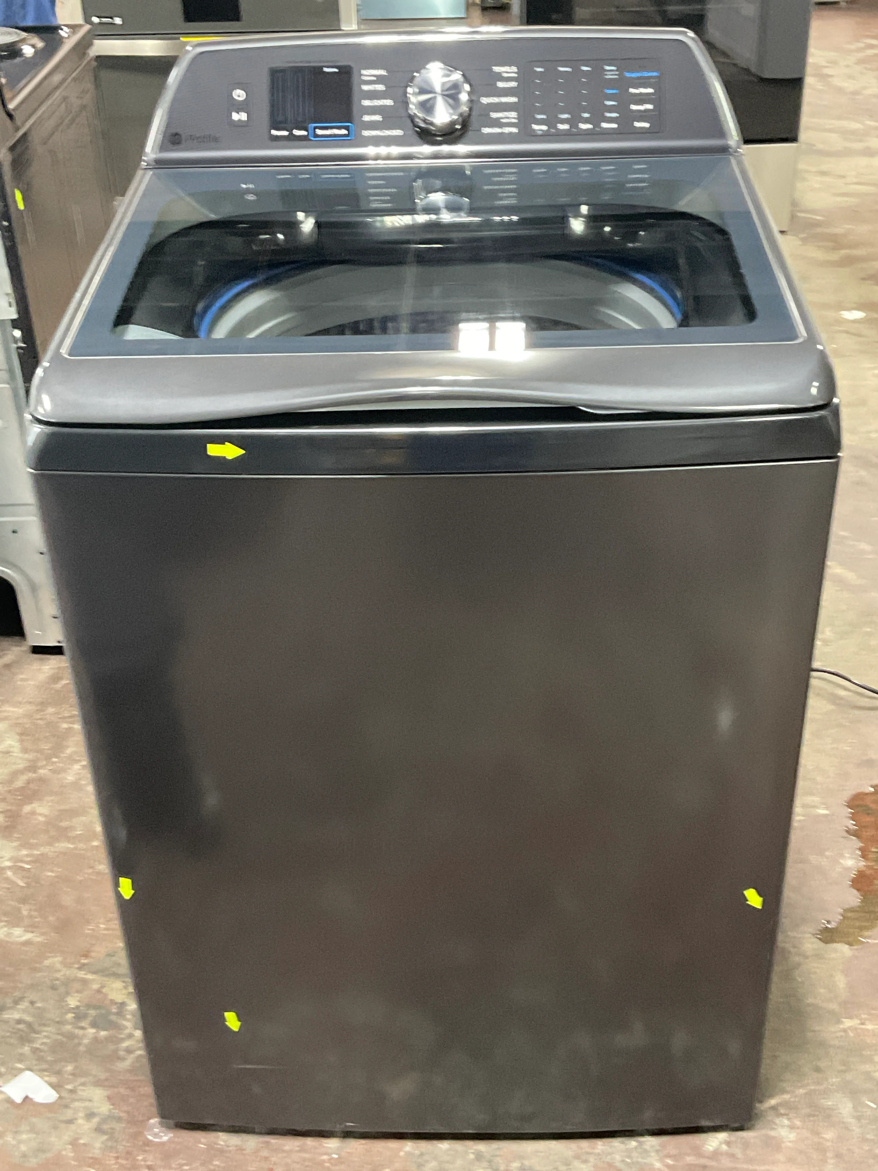 GE Profile™ ENERGY STAR® 5.4 cu. ft. Capacity Washer with Smarter Wash Technology and FlexDispense™ - Image 13
