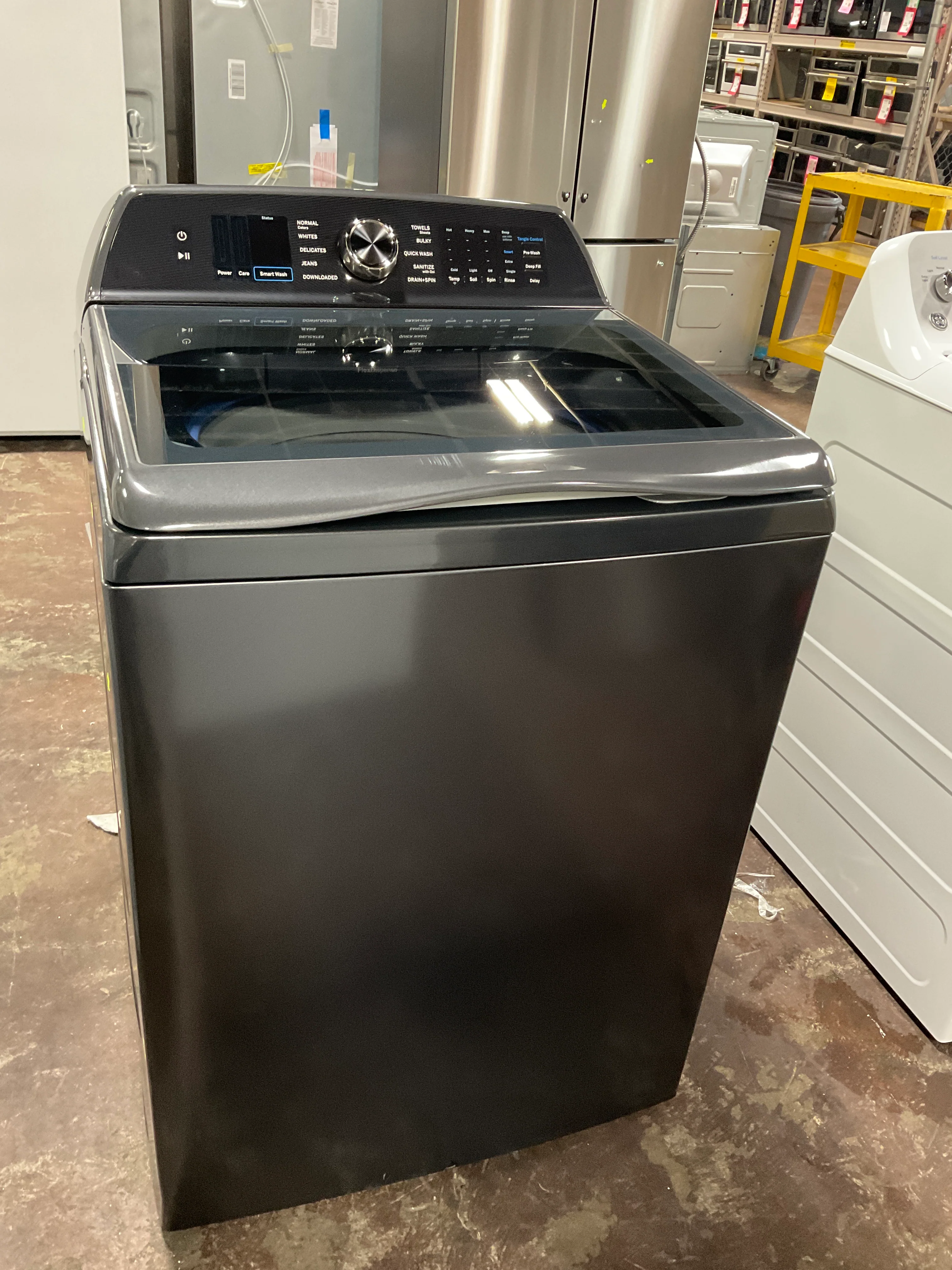GE Profile™ ENERGY STAR® 5.4 cu. ft. Capacity Washer with Smarter Wash Technology and FlexDispense™ - Image 14