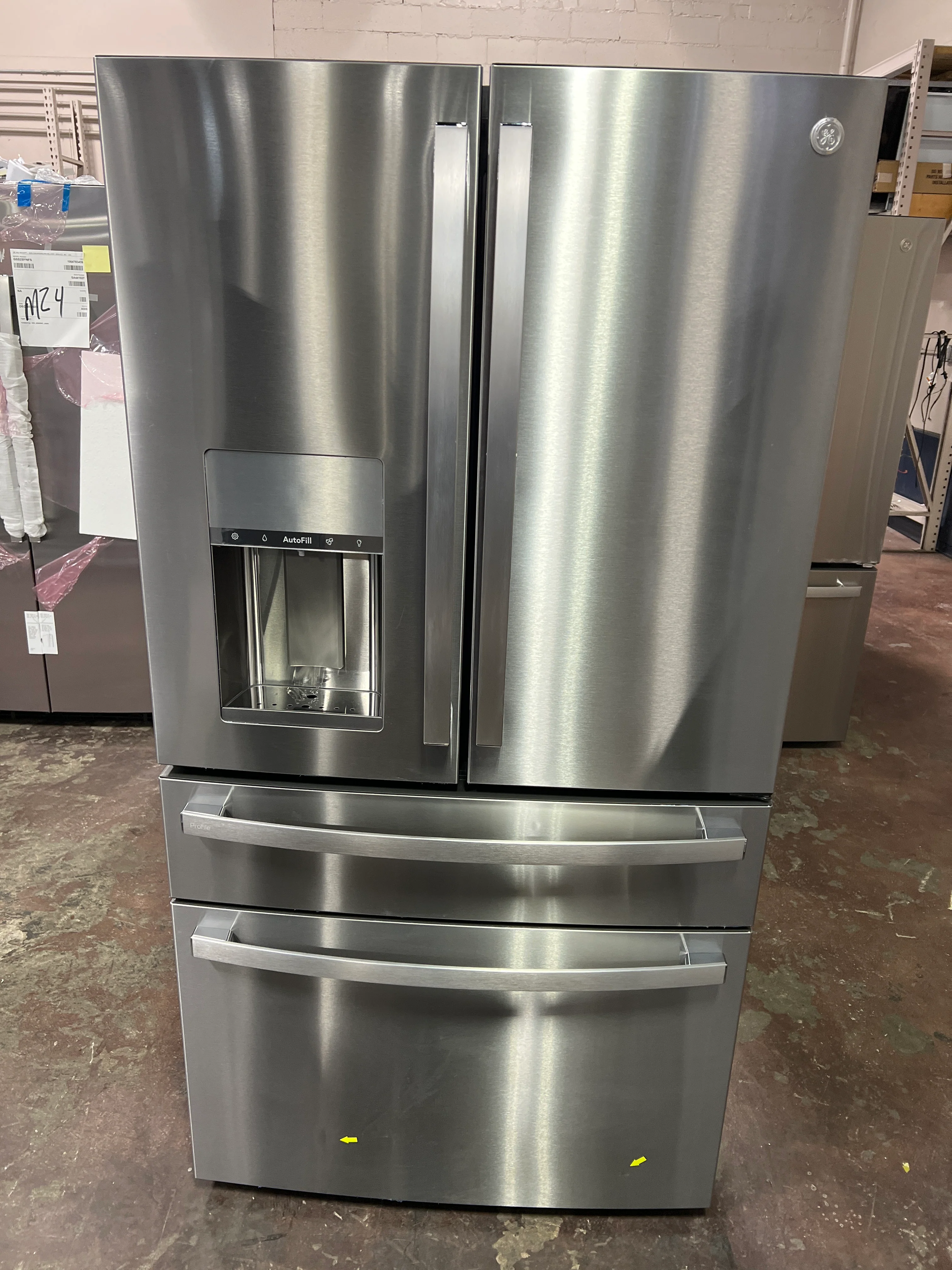 GE Profile™ ENERGY STAR® 27.9 Cu. Ft. Smart Fingerprint Resistant 4-Door French-Door Refrigerator with Door In Door - Image 14