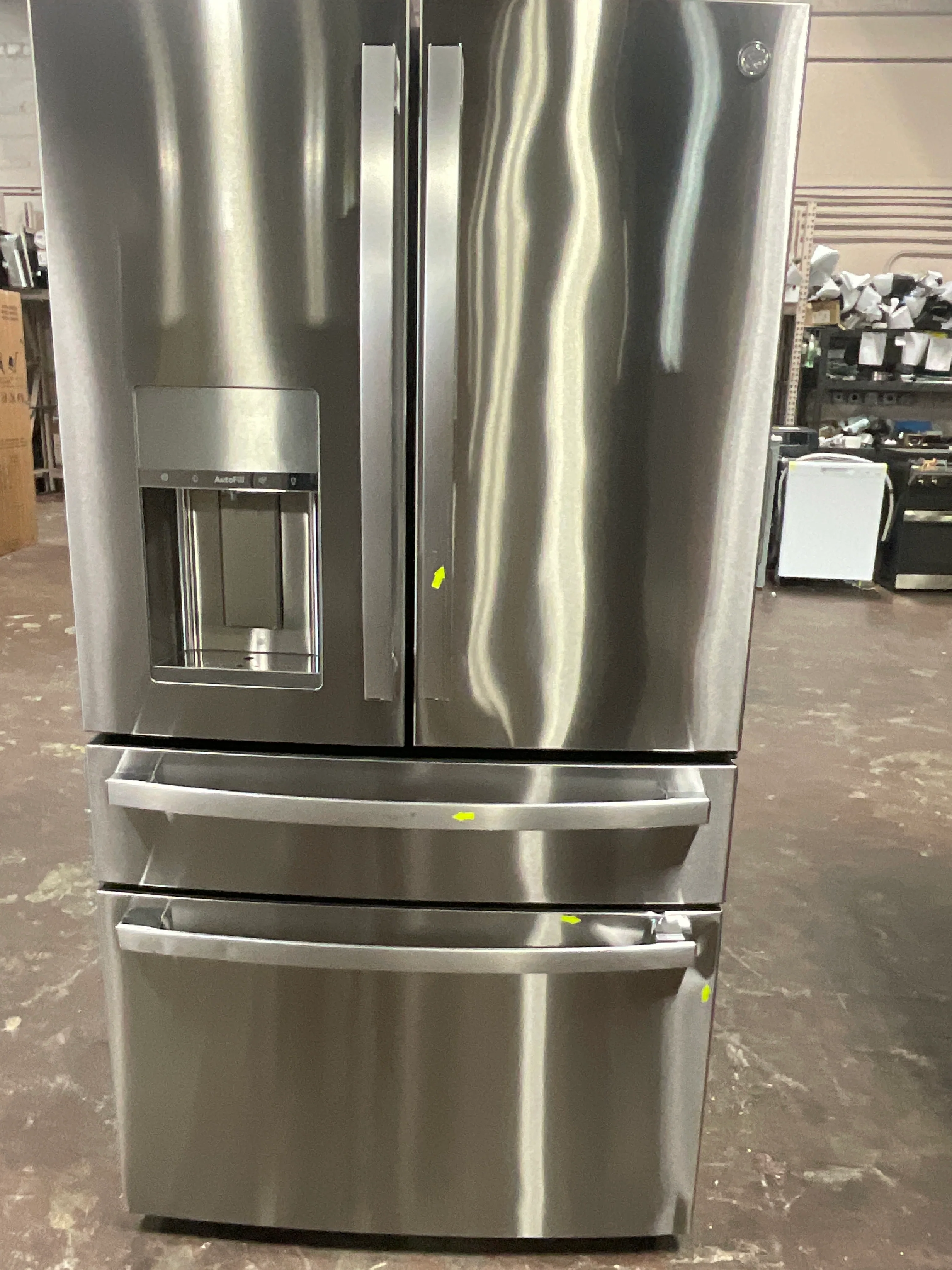 GE Profile™ ENERGY STAR® 27.9 Cu. Ft. Smart Fingerprint Resistant 4-Door French-Door Refrigerator with Door In Door - Image 22