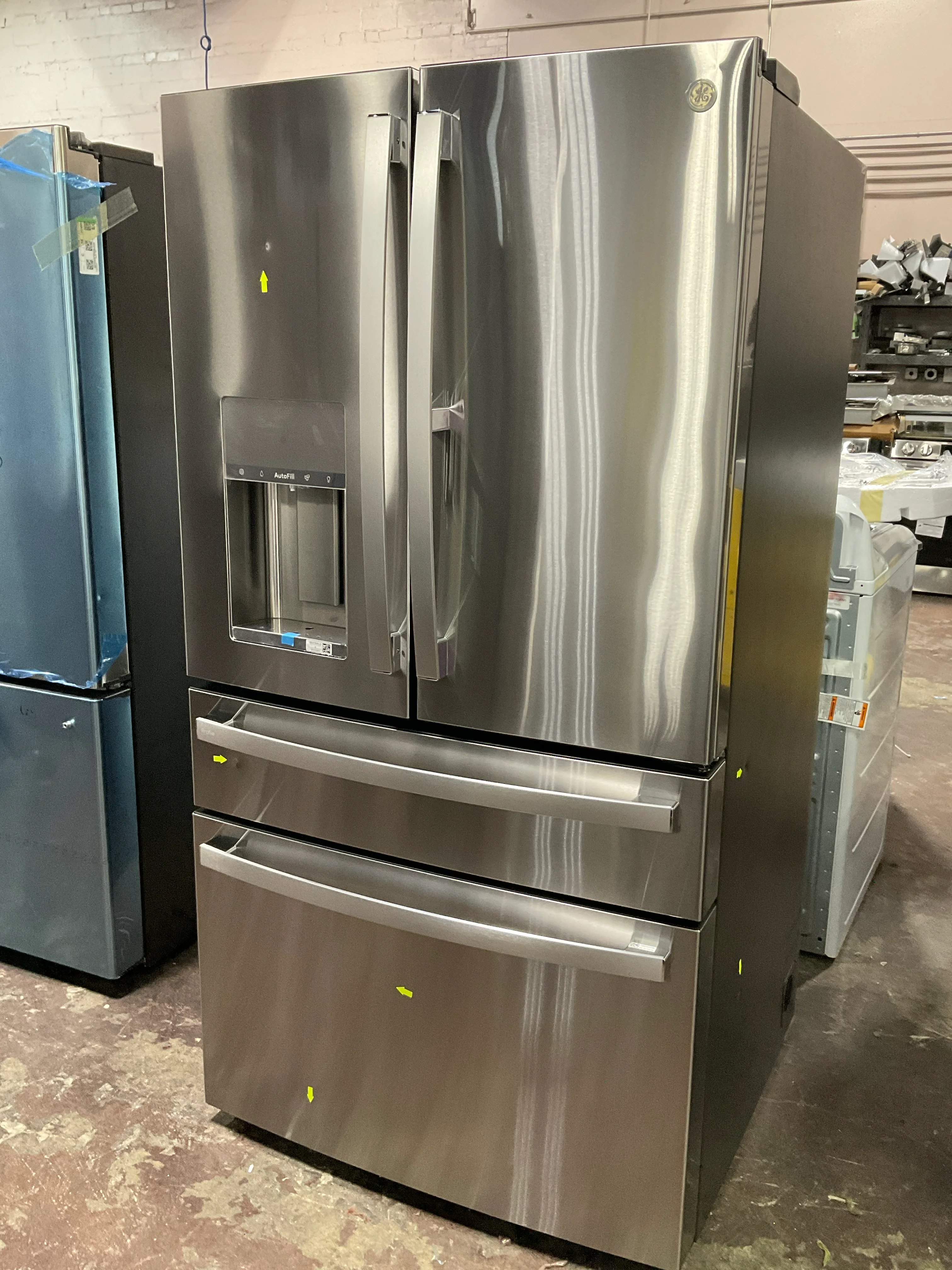 GE Profile™ ENERGY STAR® 27.9 Cu. Ft. Smart Fingerprint Resistant 4-Door French-Door Refrigerator with Door In Door - Image 3