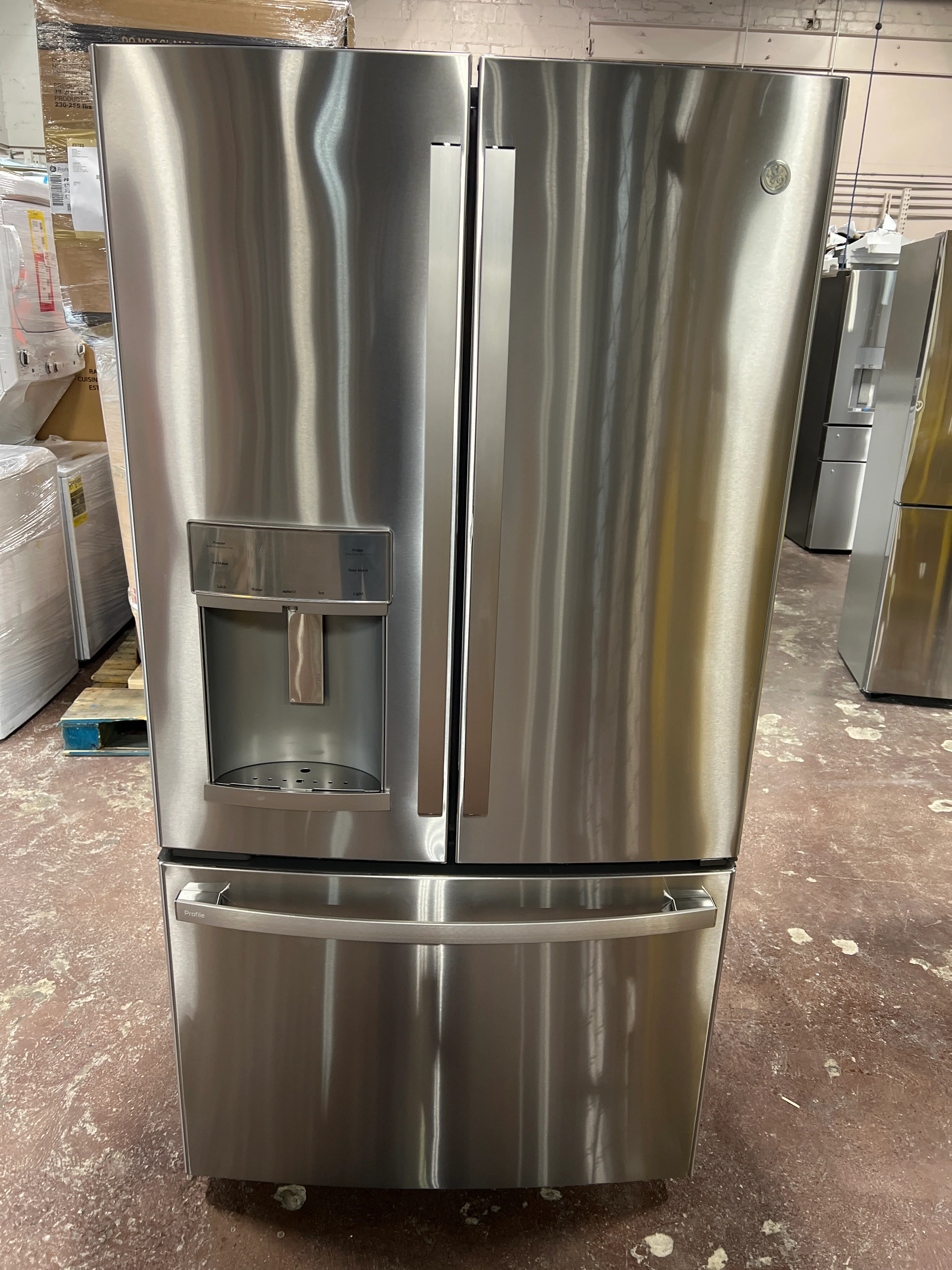GE Profile™ Series 22.1 Cu. Ft. Counter-Depth Fingerprint Resistant French-Door Refrigerator with Door In Door and Hands-Free AutoFill - Image 6
