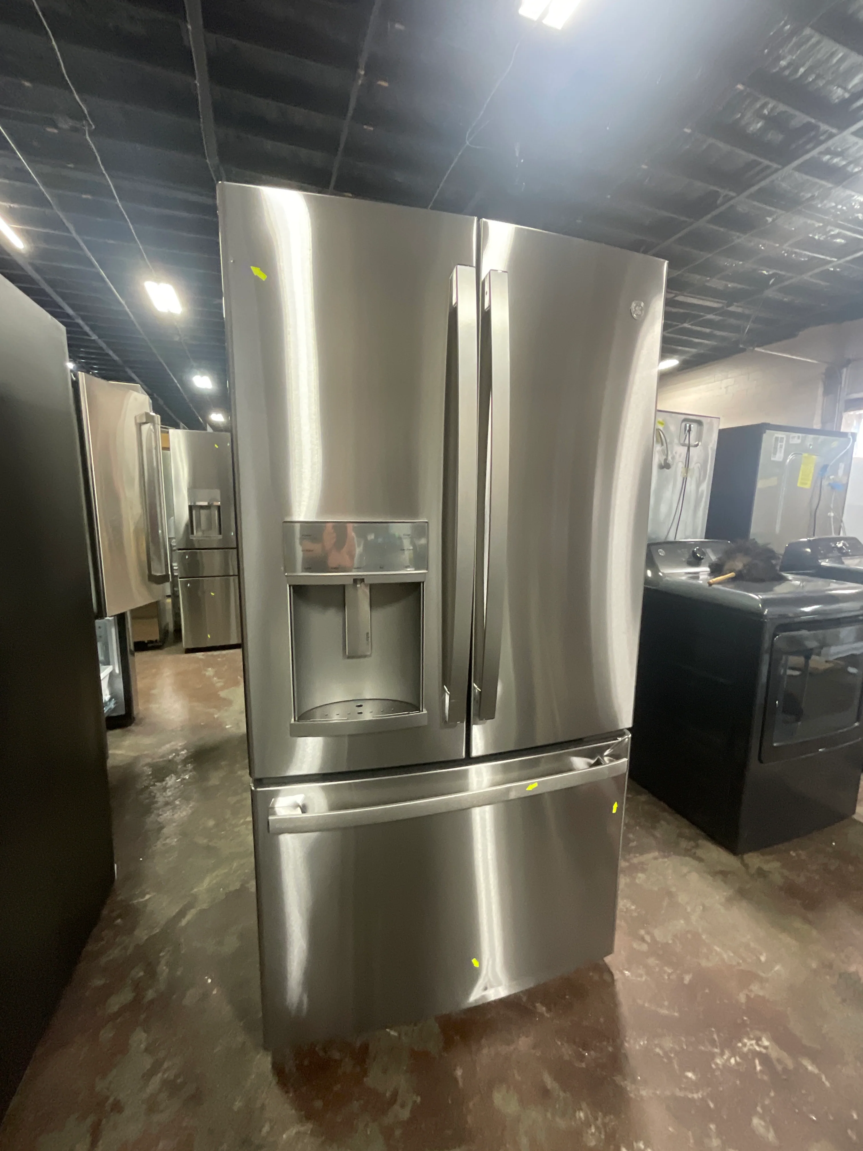 GE Profile™ ENERGY STAR® 22.1 Cu. Ft. Counter-Depth Fingerprint Resistant French-Door Refrigerator with Hands-Free AutoFill - Image 12