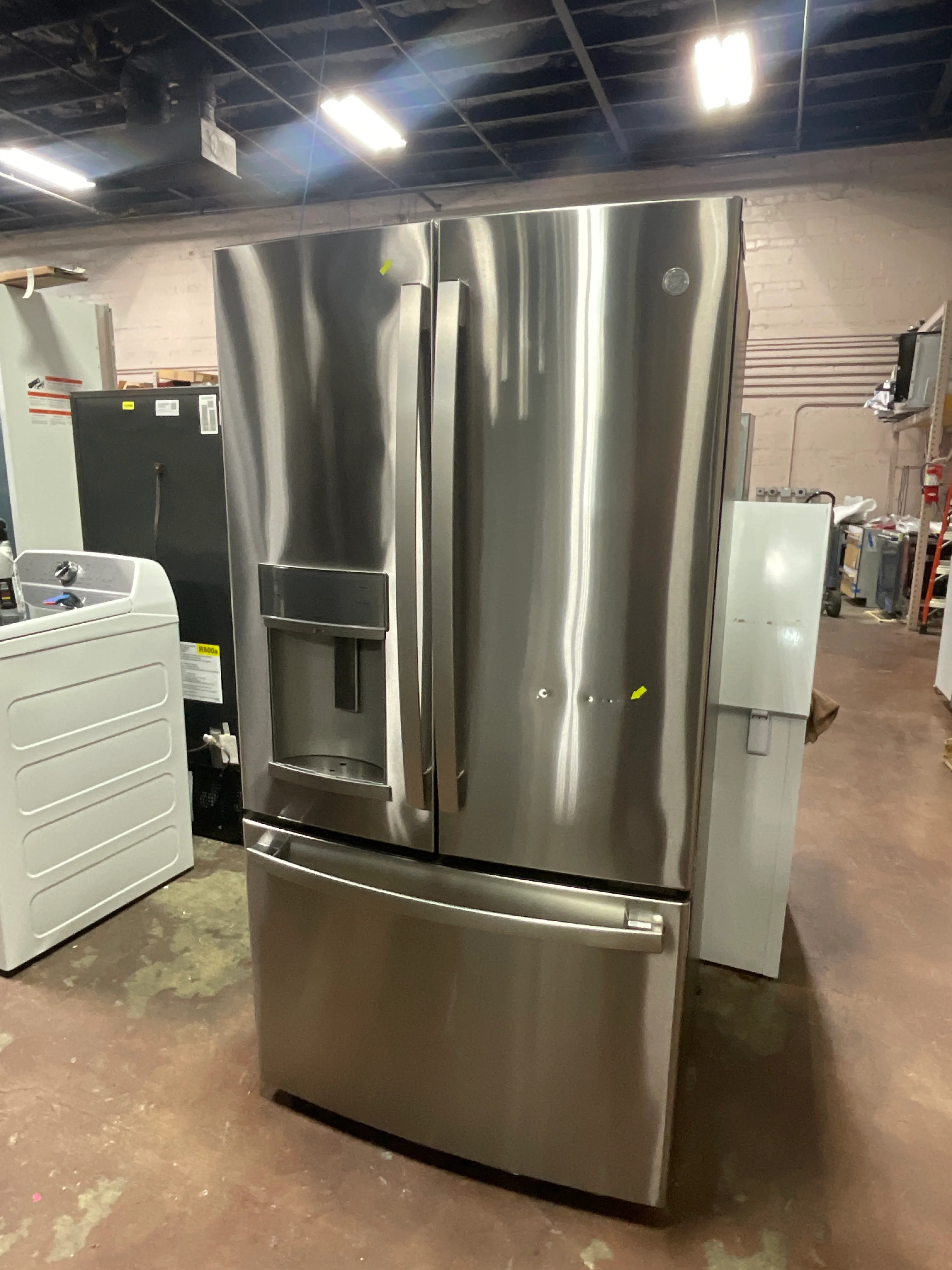 GE Profile™ ENERGY STAR® 22.1 Cu. Ft. Counter-Depth Fingerprint Resistant French-Door Refrigerator with Hands-Free AutoFill - Image 2