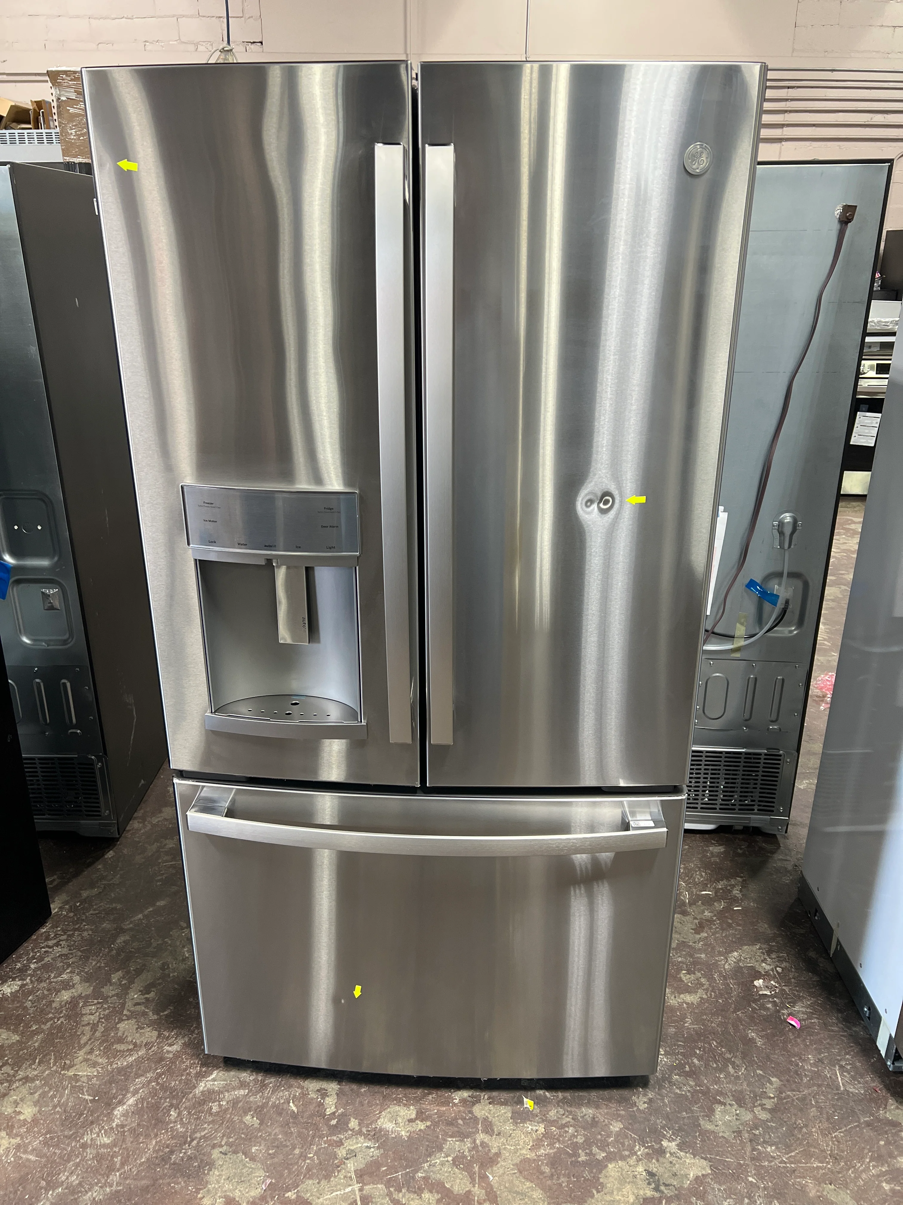 GE Profile™ ENERGY STAR® 22.1 Cu. Ft. Counter-Depth Fingerprint Resistant French-Door Refrigerator with Hands-Free AutoFill - Image 4