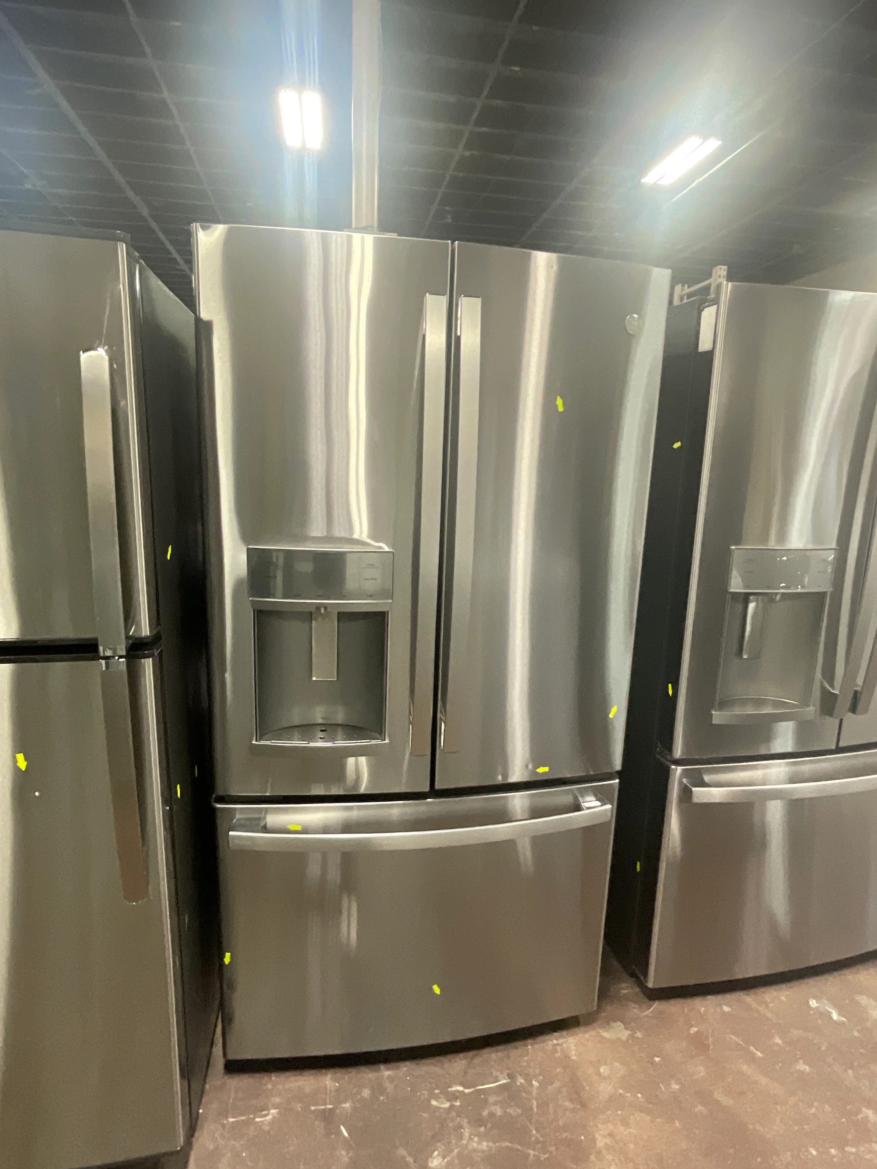 GE Profile™ ENERGY STAR® 22.1 Cu. Ft. Counter-Depth Fingerprint Resistant French-Door Refrigerator with Hands-Free AutoFill - Image 8