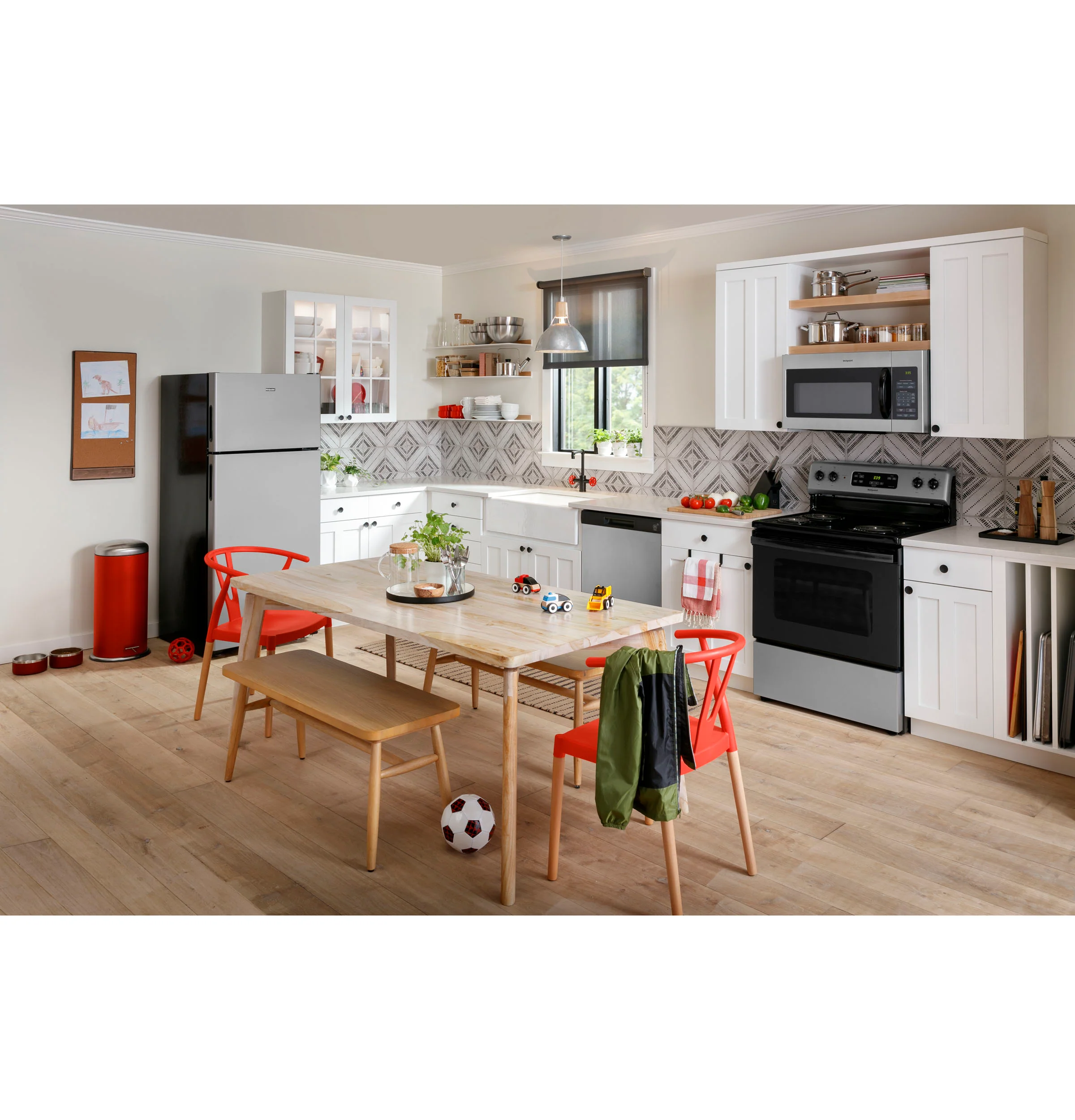 Hotpoint® 1.6 Cu. Ft. Over-the-Range Microwave Oven - Image 10