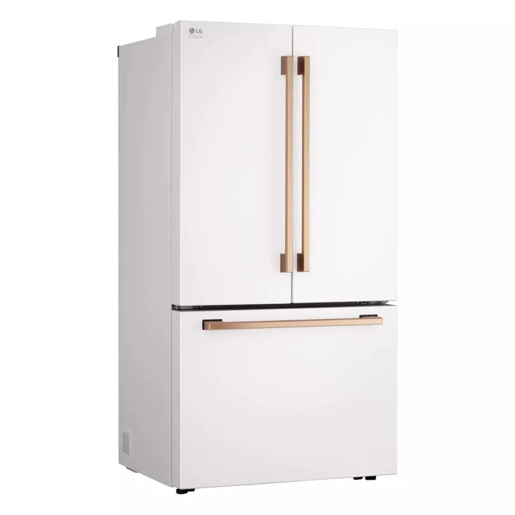 LG STUDIO 27 cu. ft. Smart Counter-Depth MAX™ French Door Refrigerator - Image 3