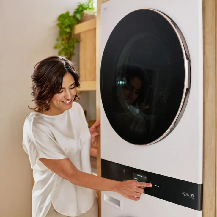 LG STUDIO WashTower™ with 5.0 cu.ft. Washer & 7.4 cu.ft. Dryer - Essence White - Image 4