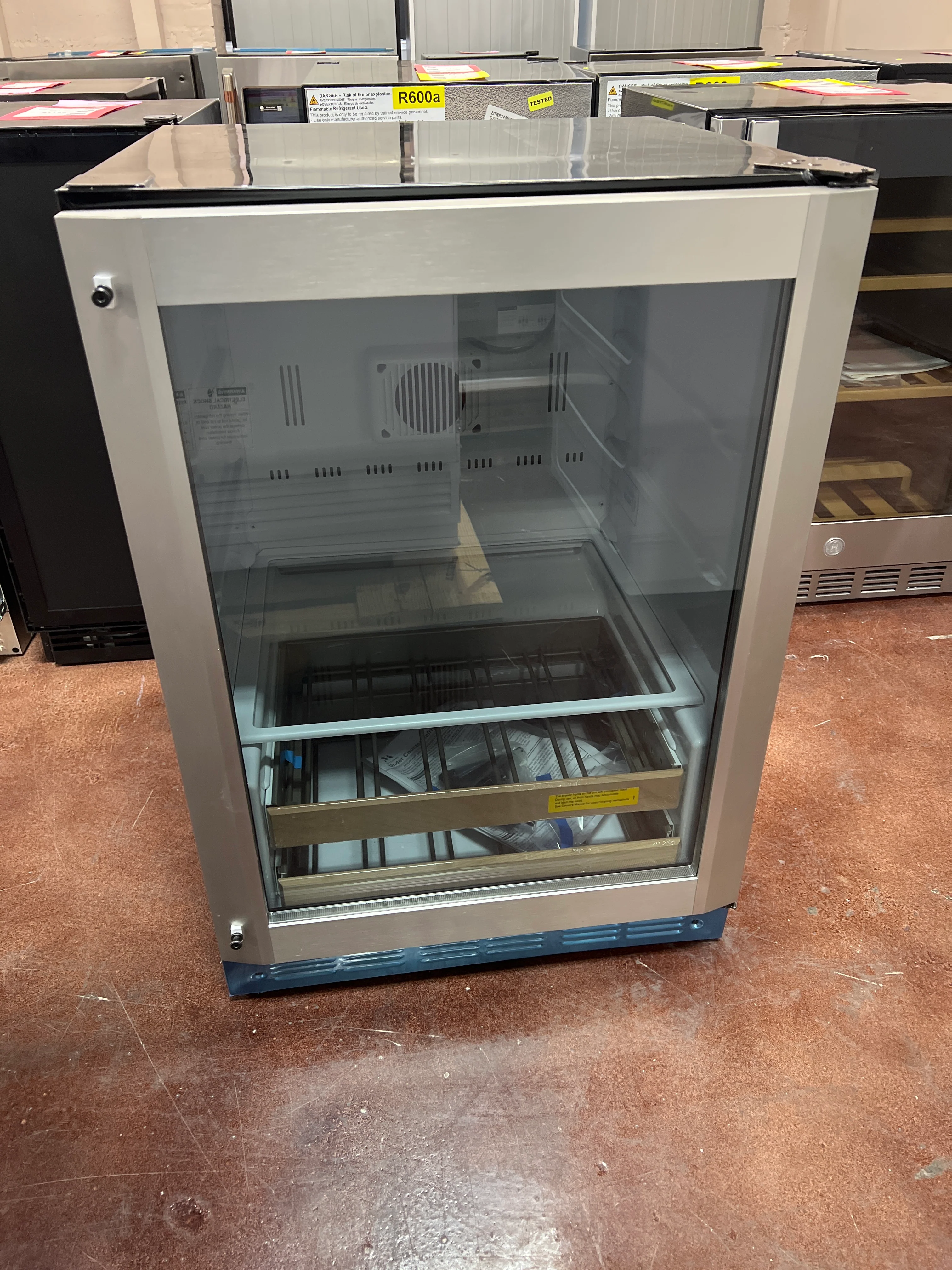 Monogram 24" Stainless Steel Beverage Center - Image 13