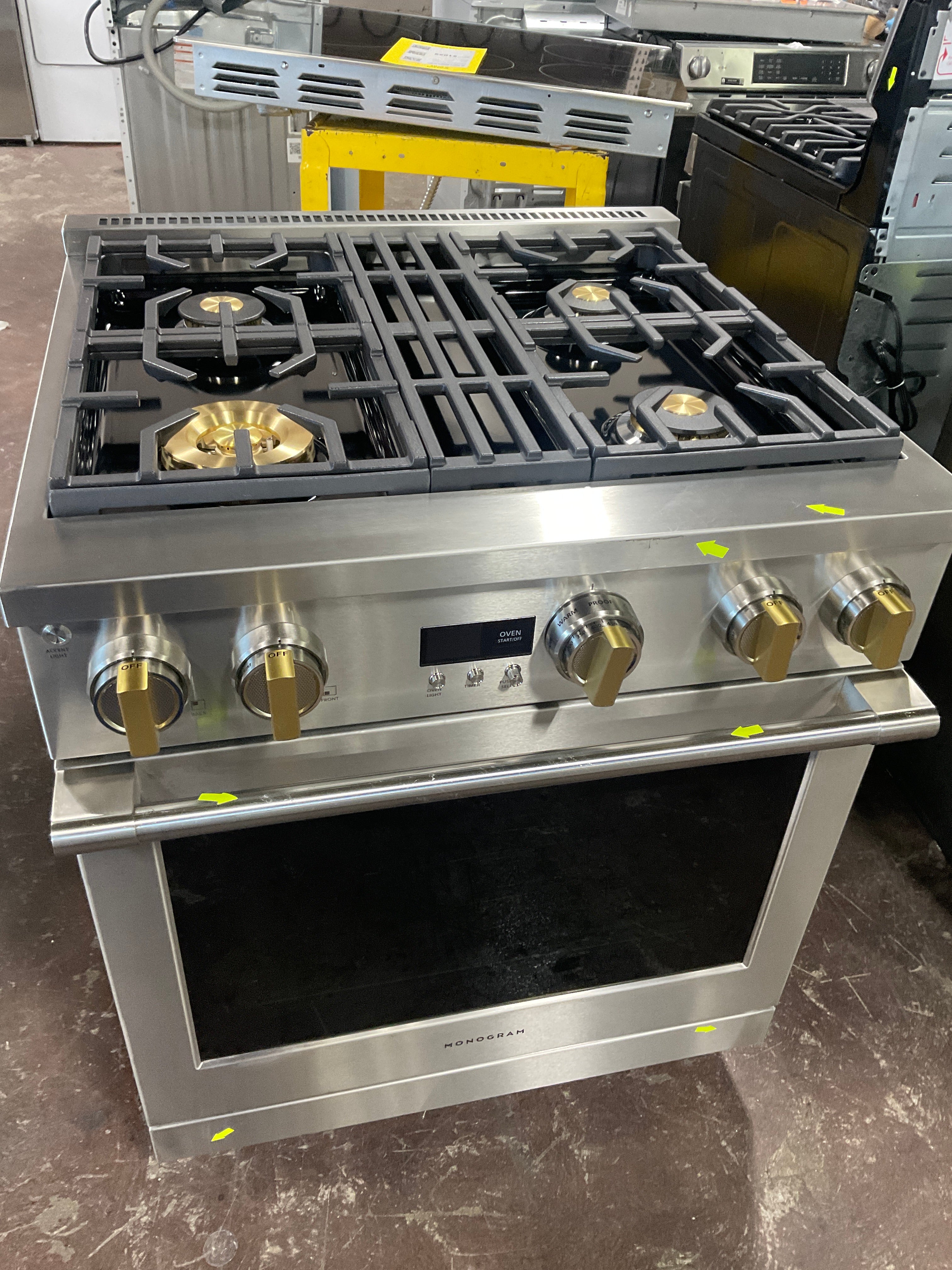 Monogram 30" Dual-Fuel Professional Range with 4 Burners - Image 4