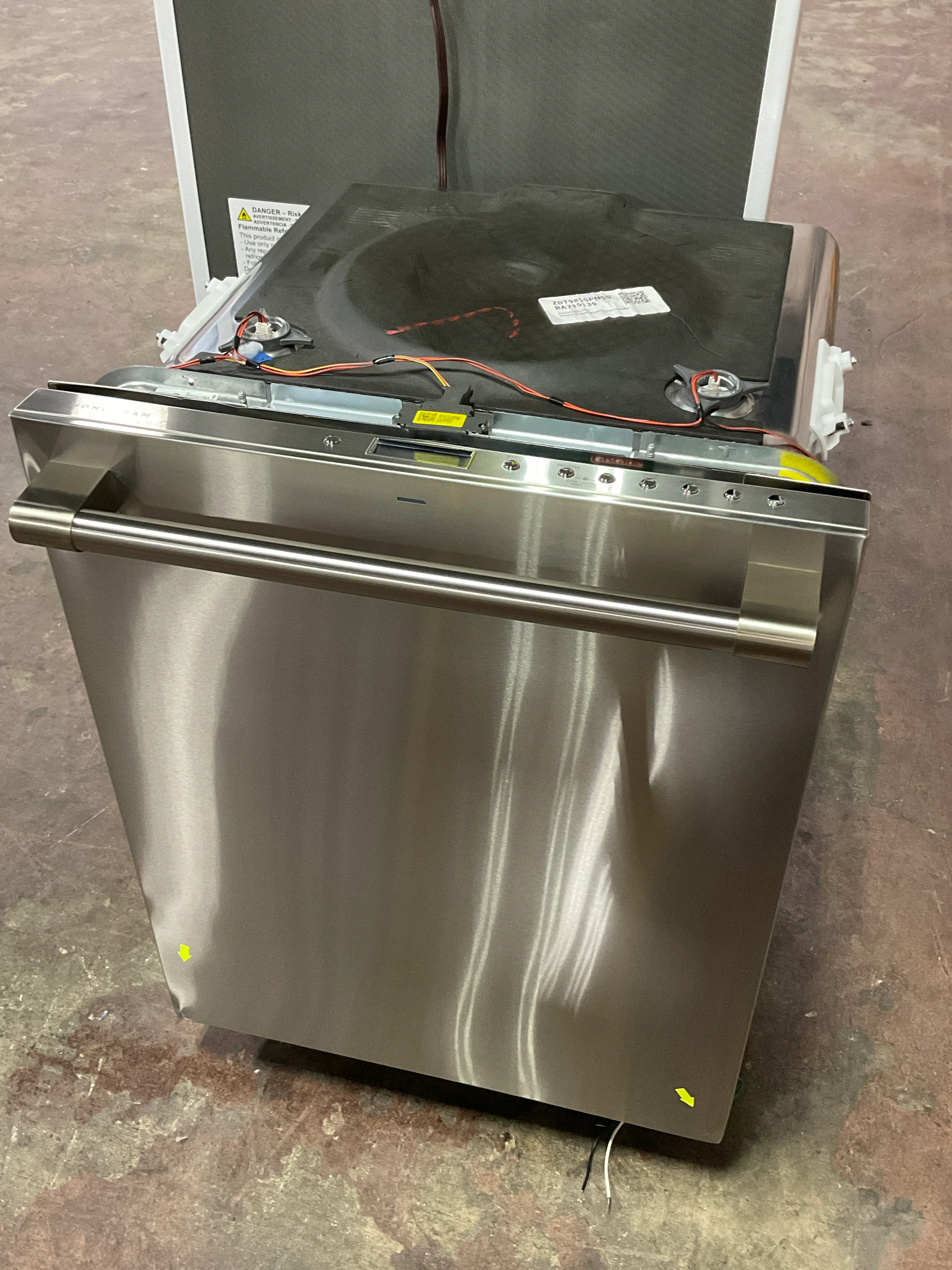 Monogram 24" Statement Fully Integrated Dishwasher - Image 10