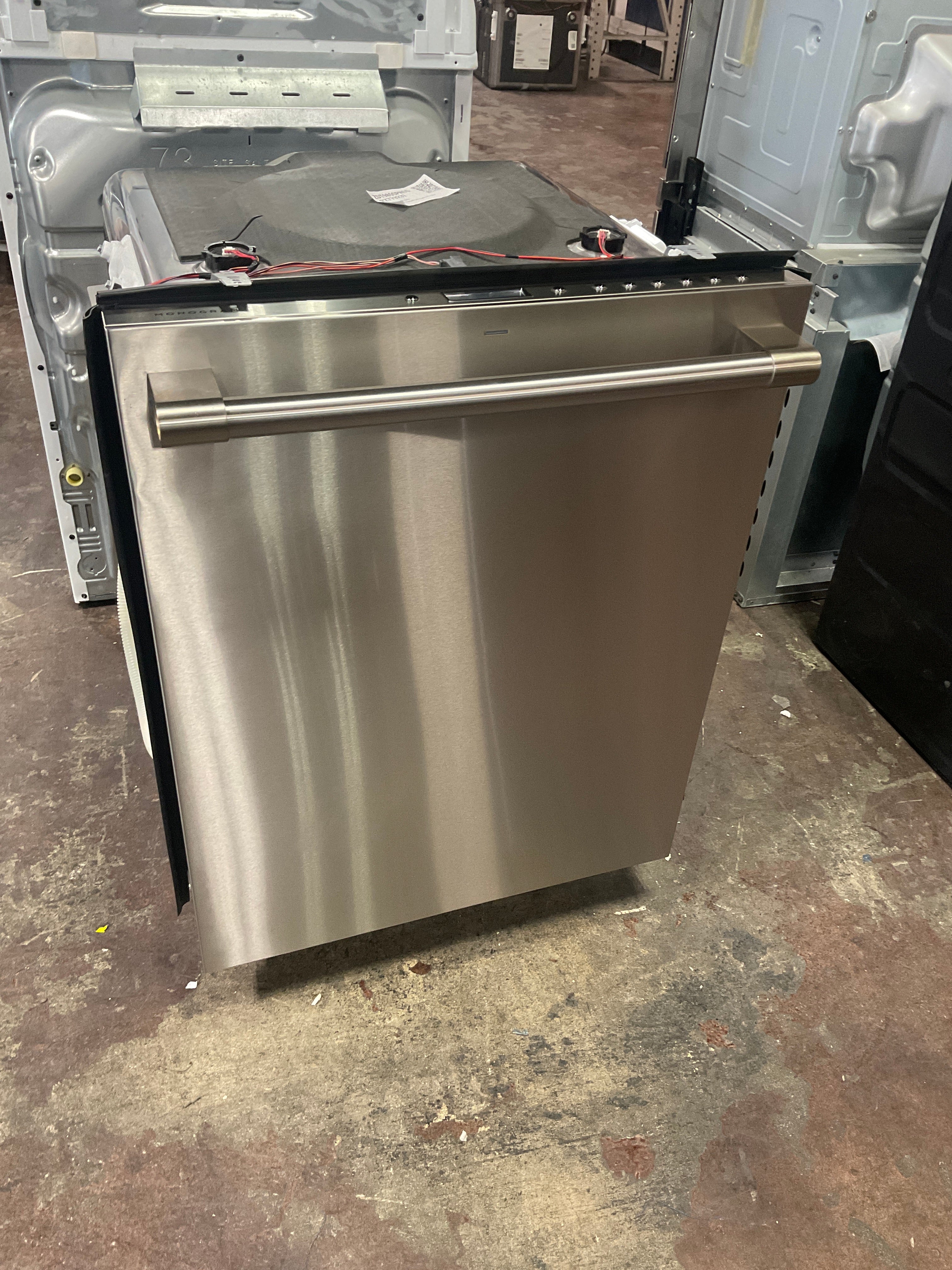 Monogram 24" Statement Fully Integrated Dishwasher - Image 11