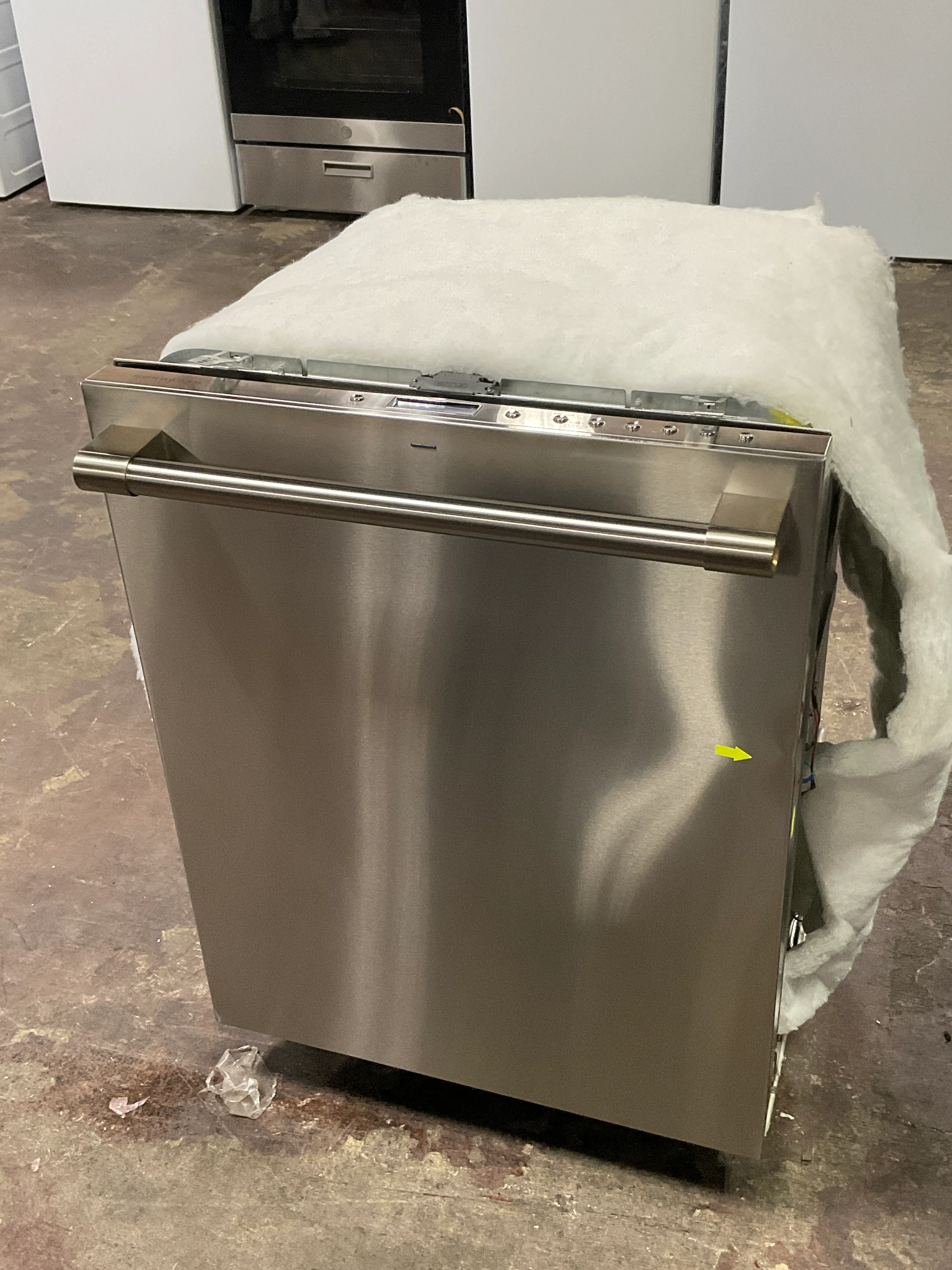 Monogram 24" Statement Fully Integrated Dishwasher - Image 12