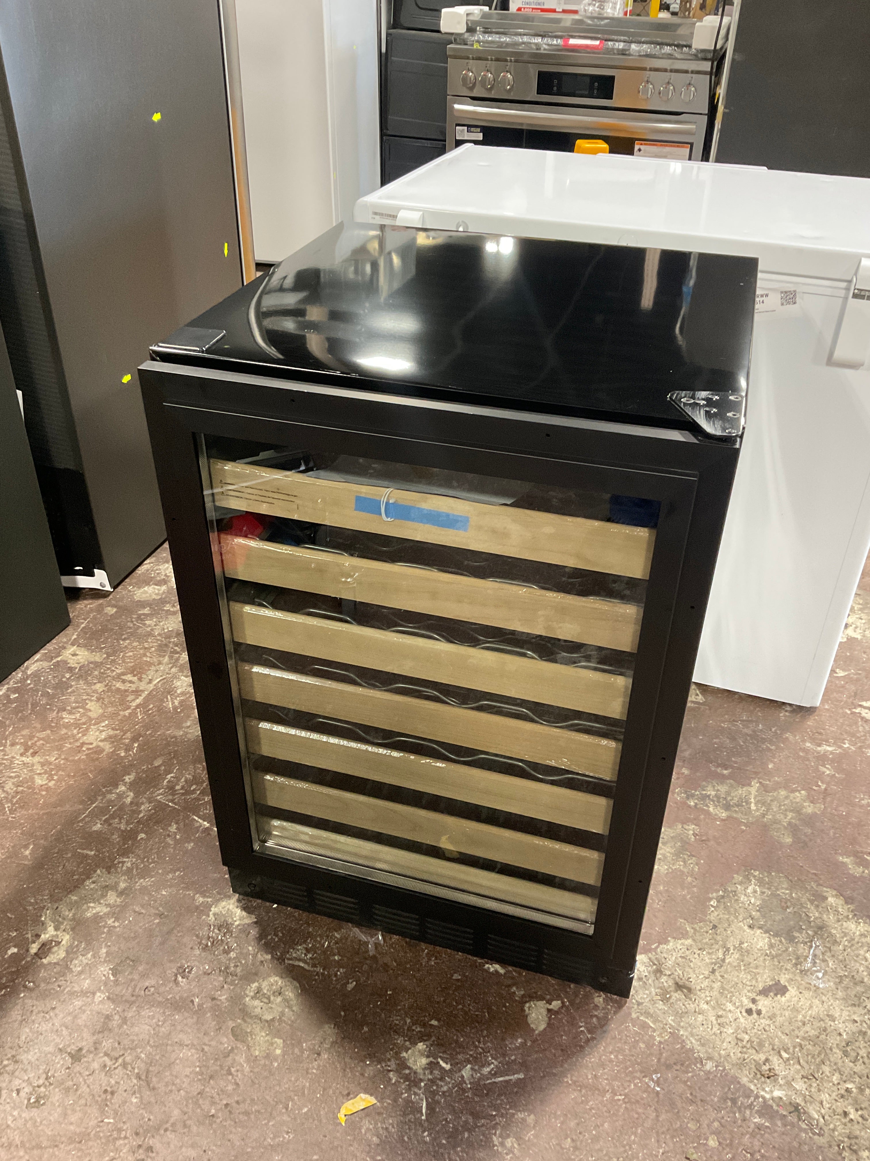 Monogram 24" Panel-Ready Wine Reserve - Image 13