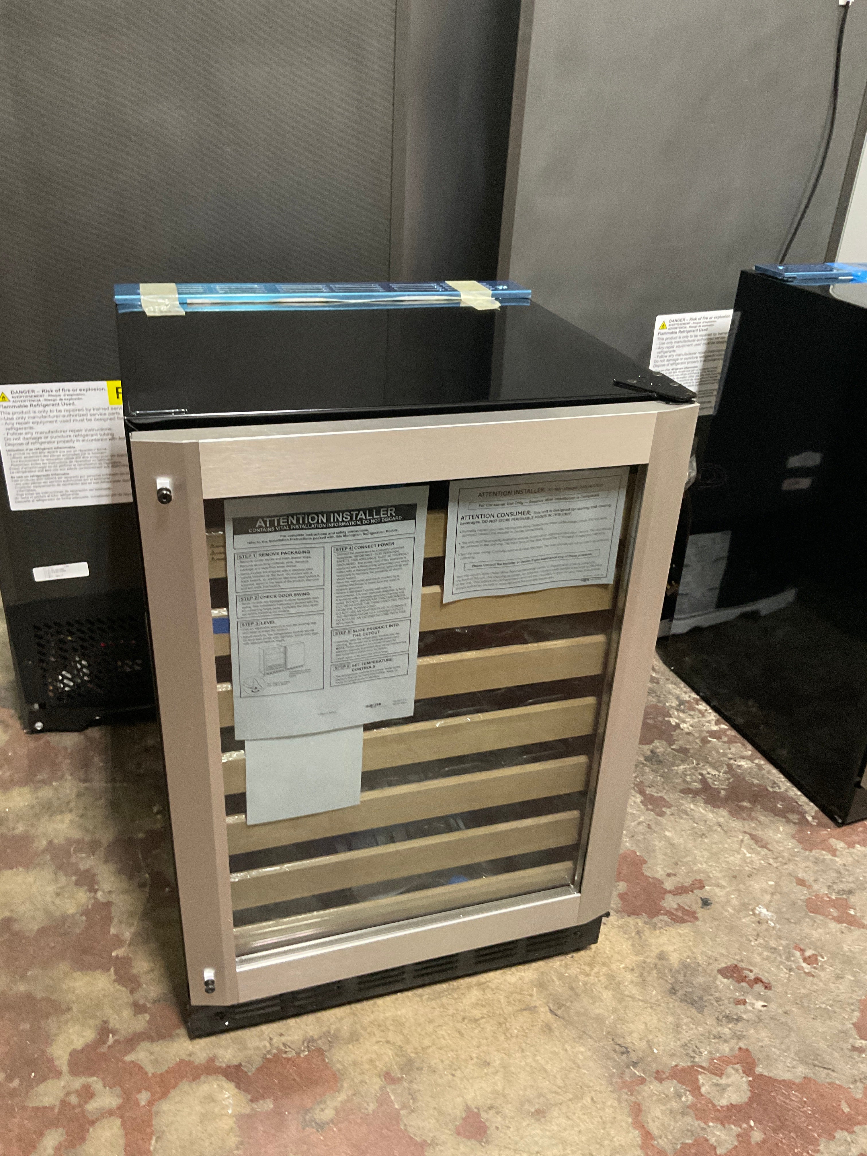 Monogram 24" Stainless Steel Wine Reserve - Image 18