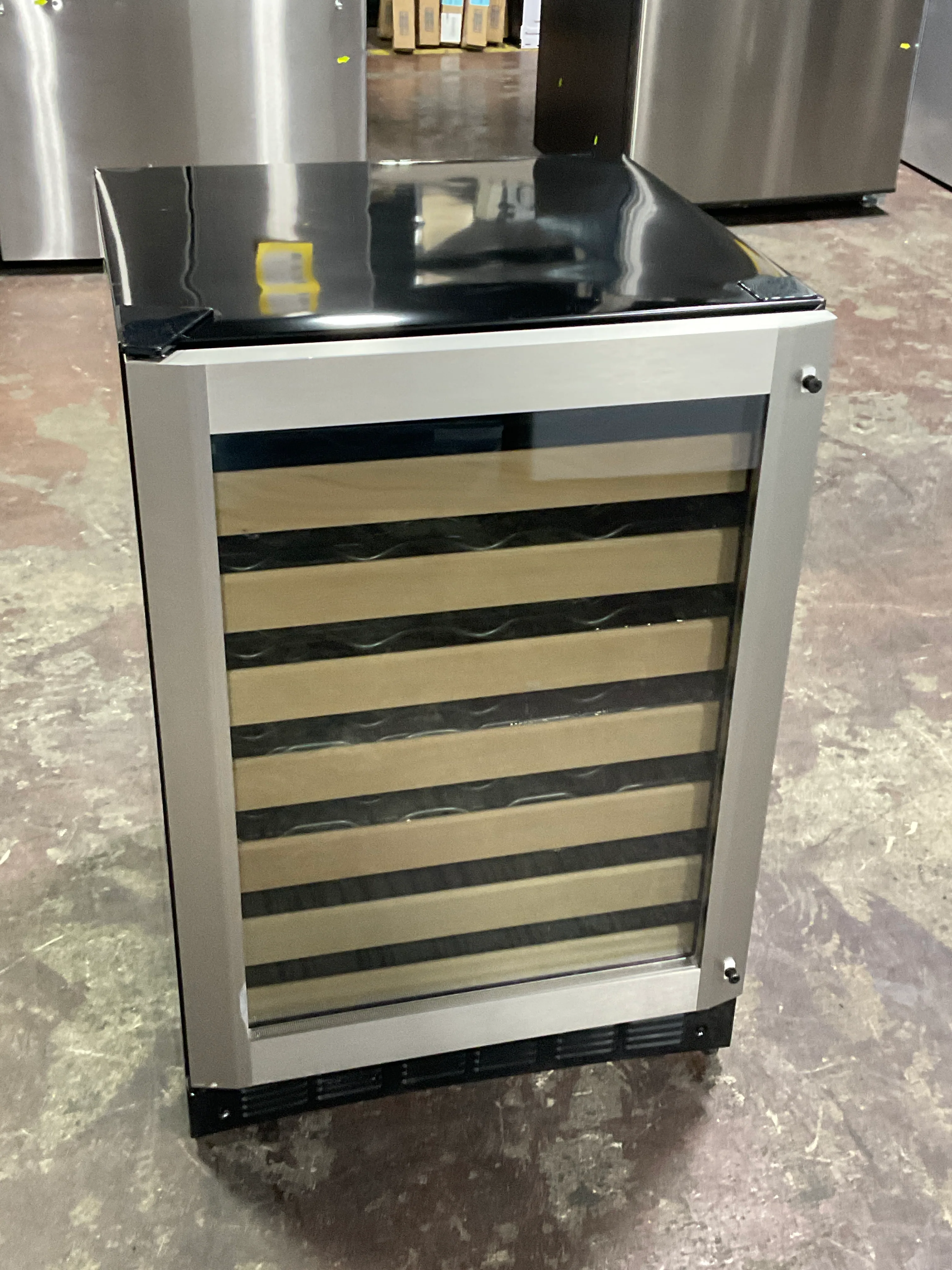 Monogram 24" Stainless Steel Wine Reserve - Image 20