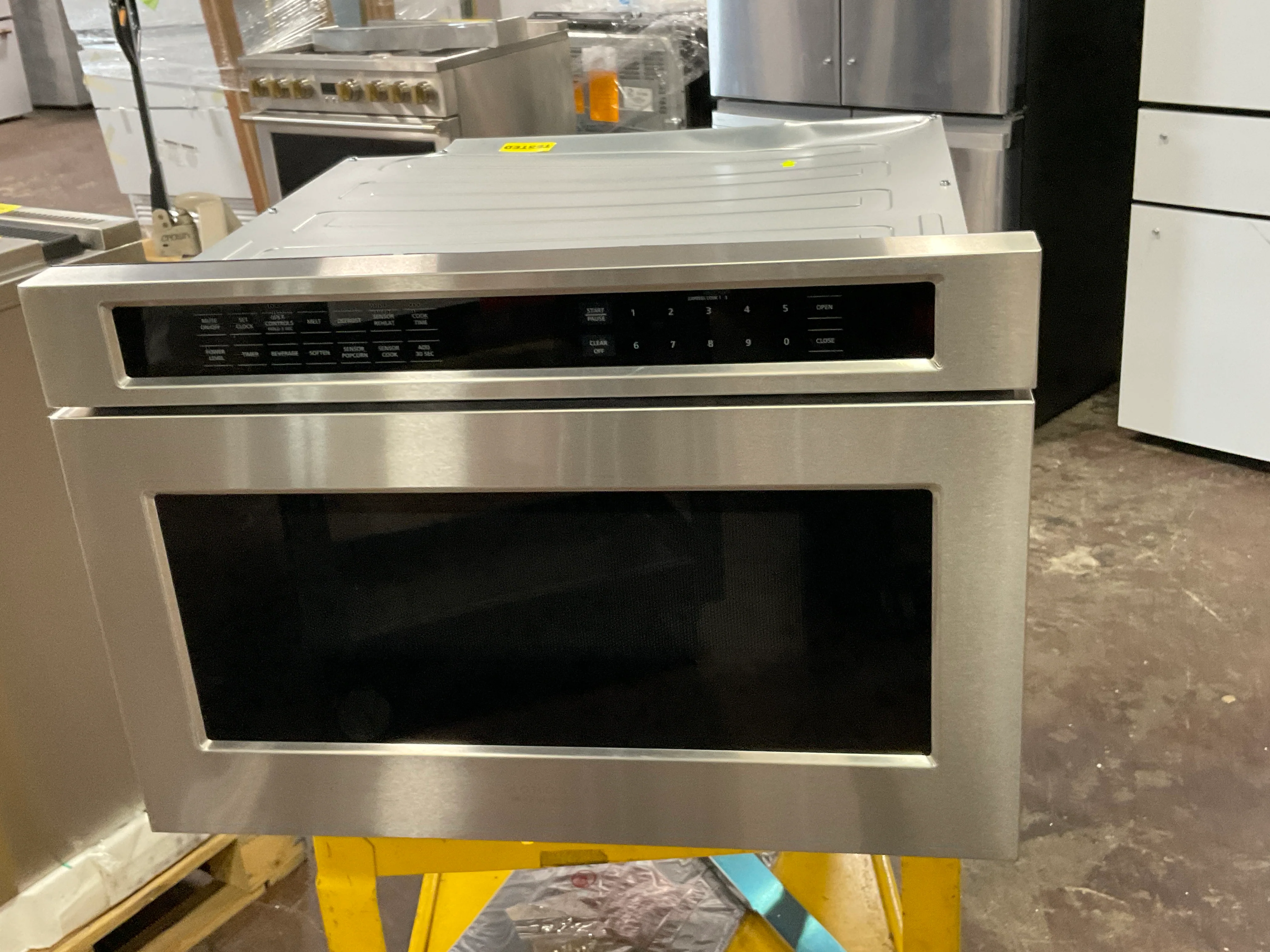 GE Monogram 1.2 Cu. Ft. Drawer Microwave - Image 4